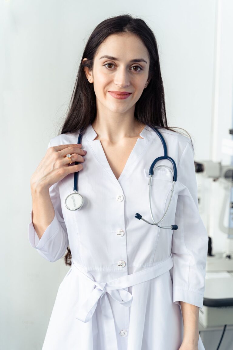 How Effective Are Natural Remedies for Yeast Infections? A Look at the Evidence