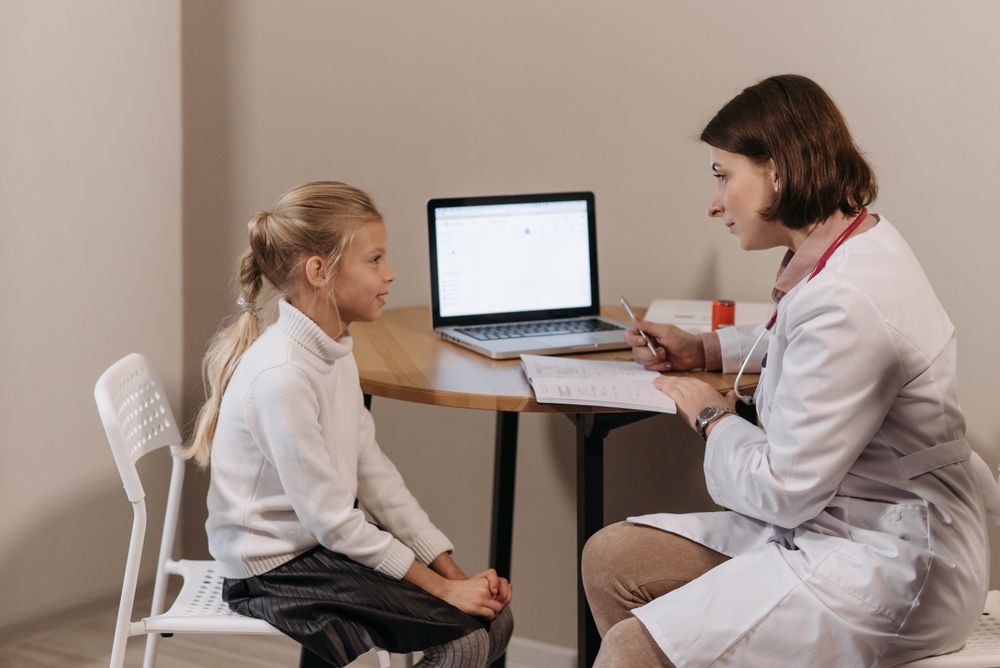 Doctor discussing antifungal treatment options
